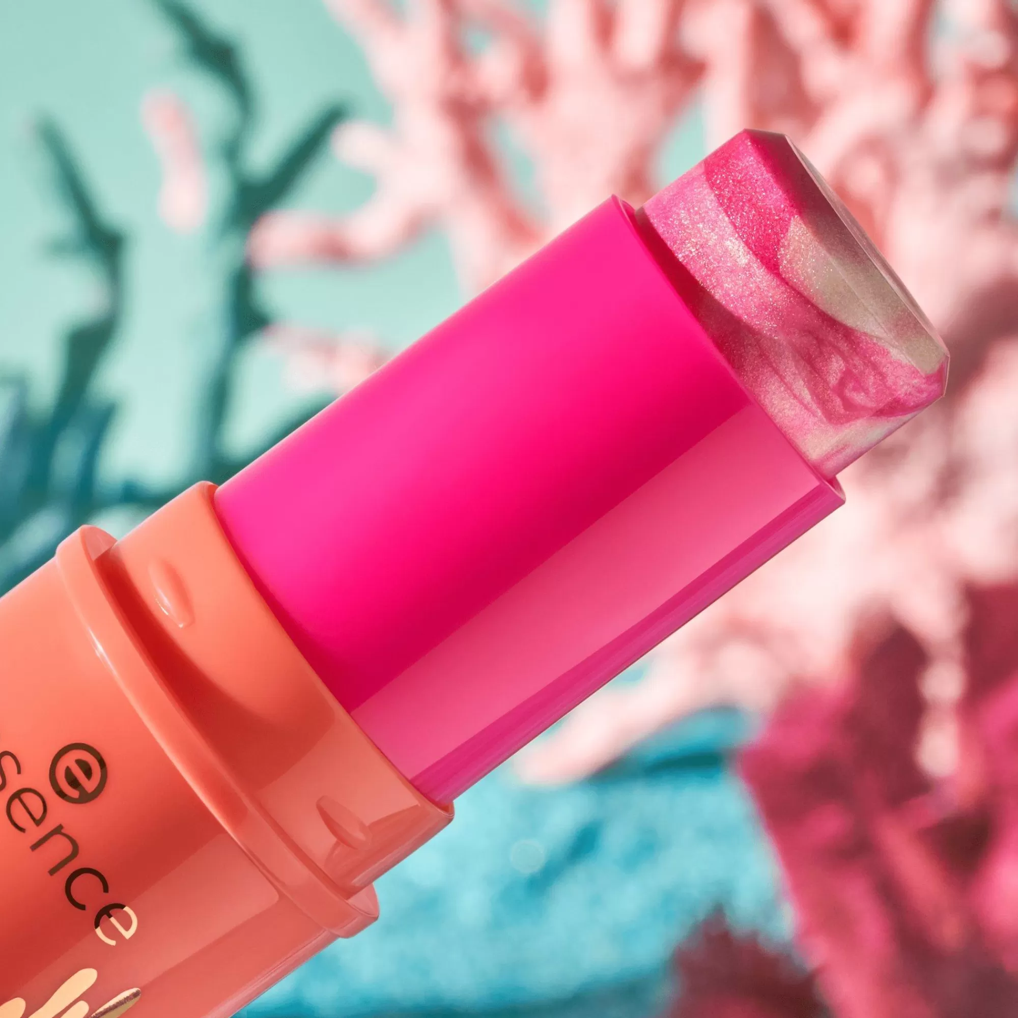 essence Blush | live LIFE in CORAL blushlighter in stick